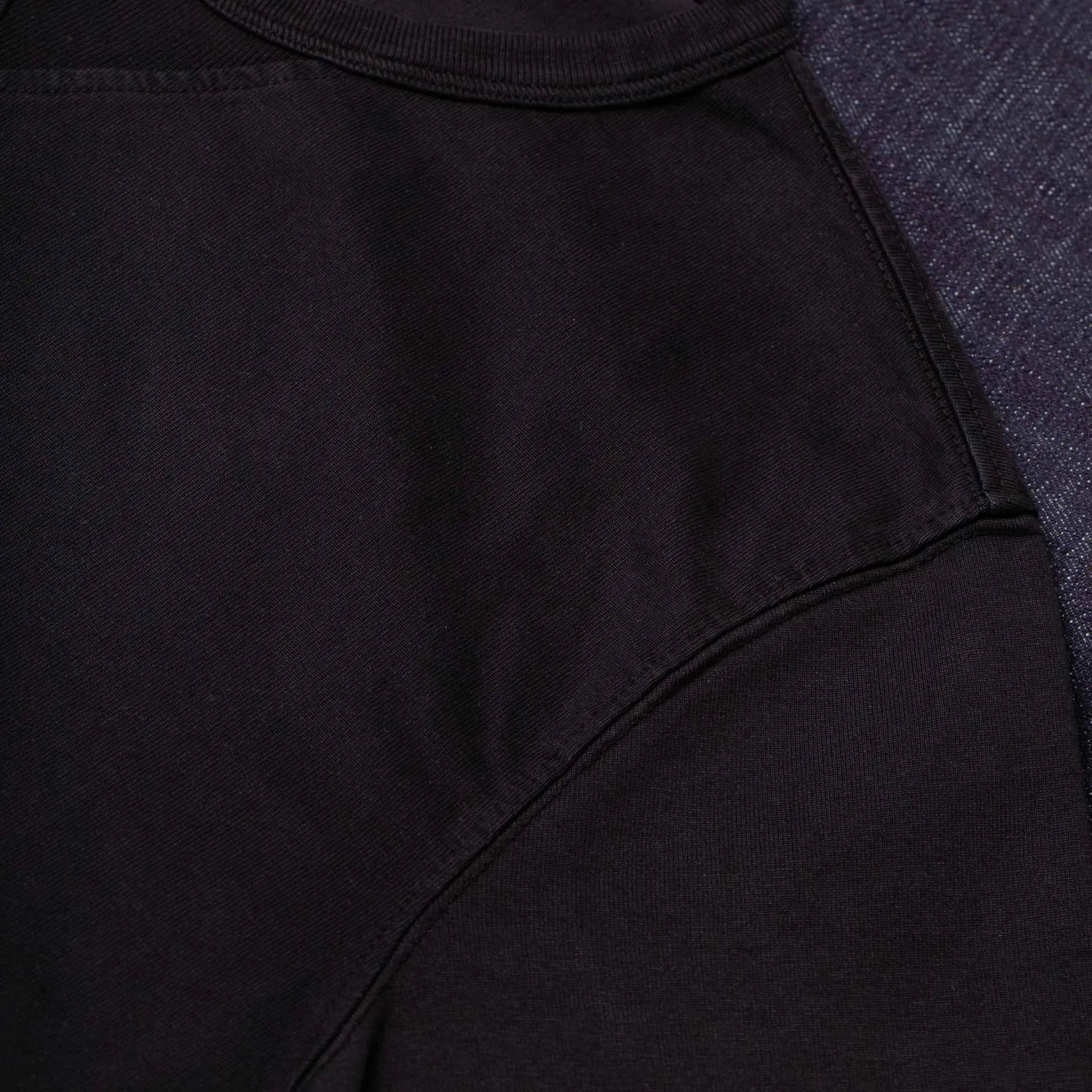 BT-06 GUSSET TEE black extra heavy jersey