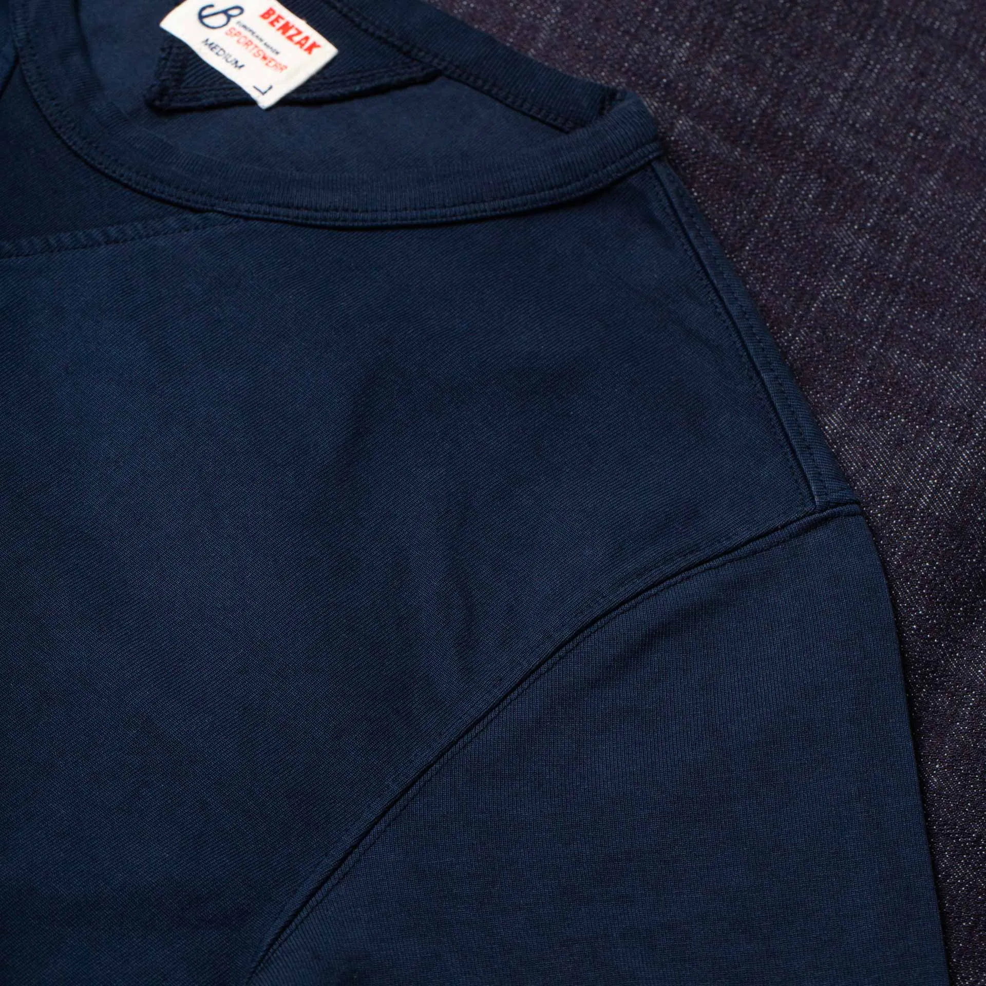BT-06 GUSSET TEE navy extra heavy jersey