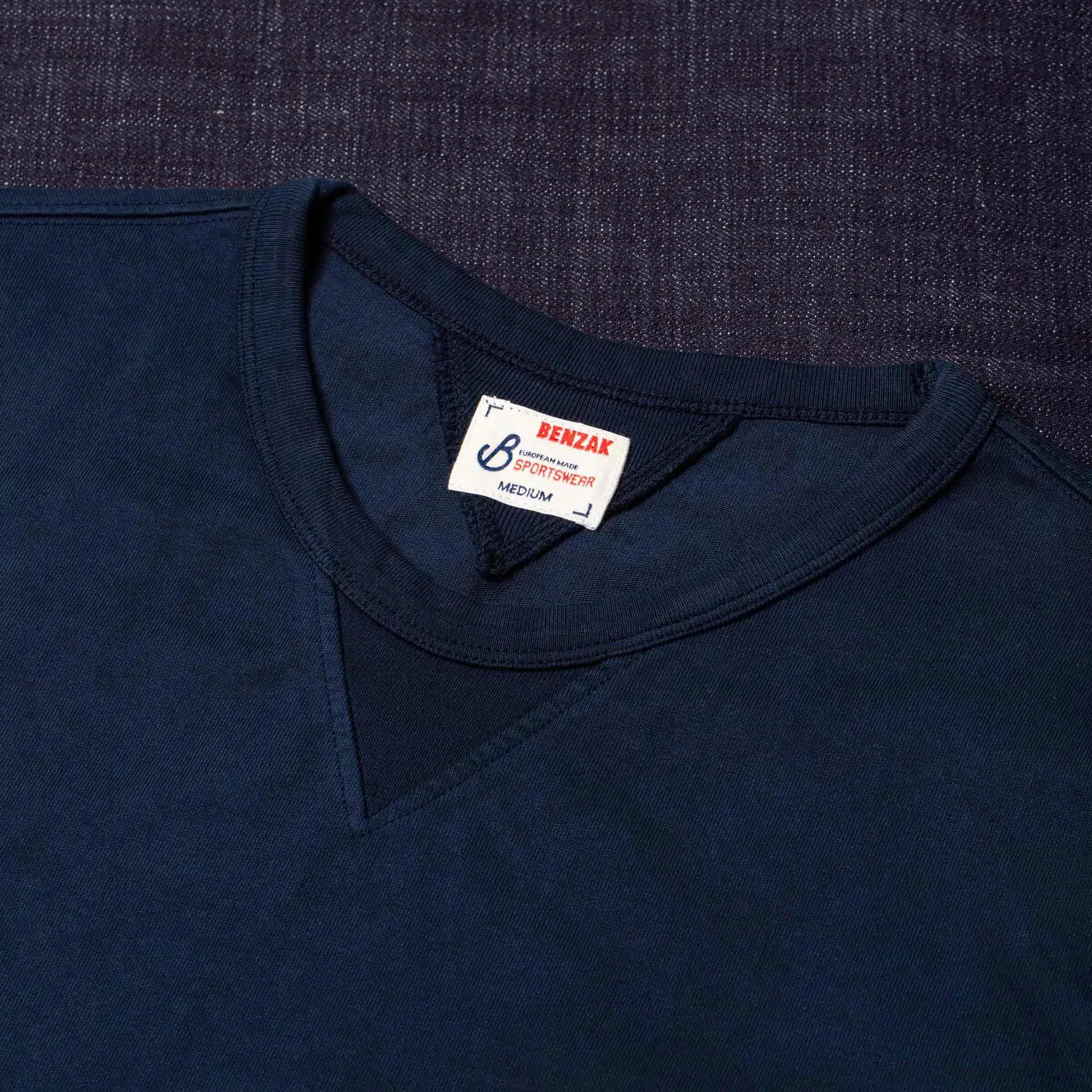 BT-06 GUSSET TEE navy extra heavy jersey