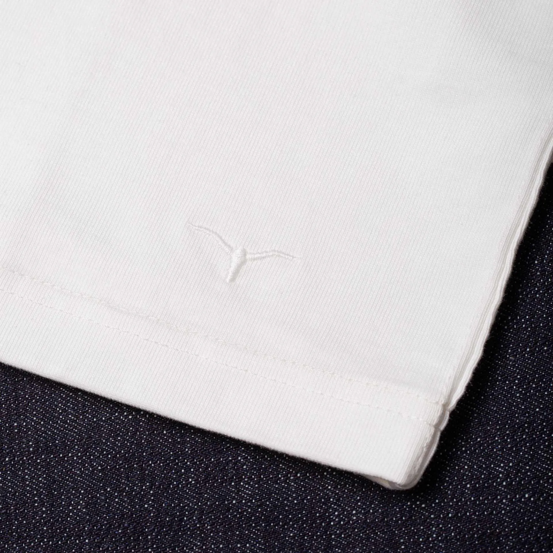 BT-06 GUSSET TEE off white extra heavy jersey