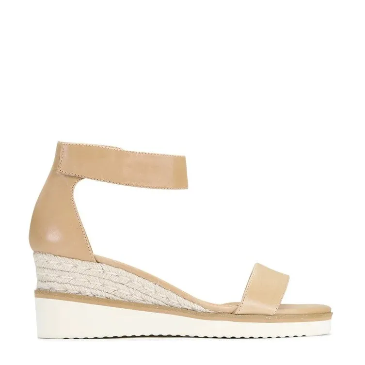LAZY WEDGE